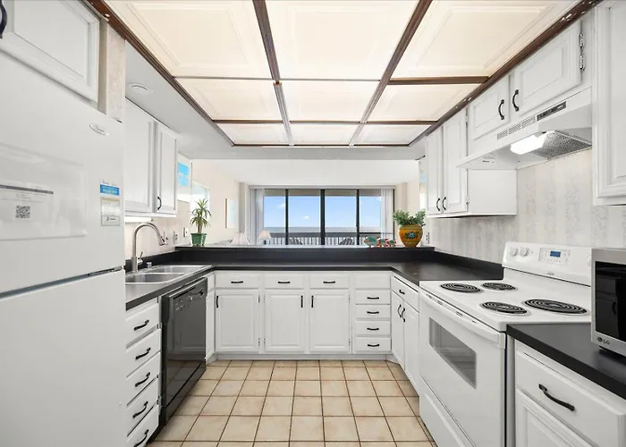 Century I With Ocean Views & Outdoor Pool! Ferienhaus *