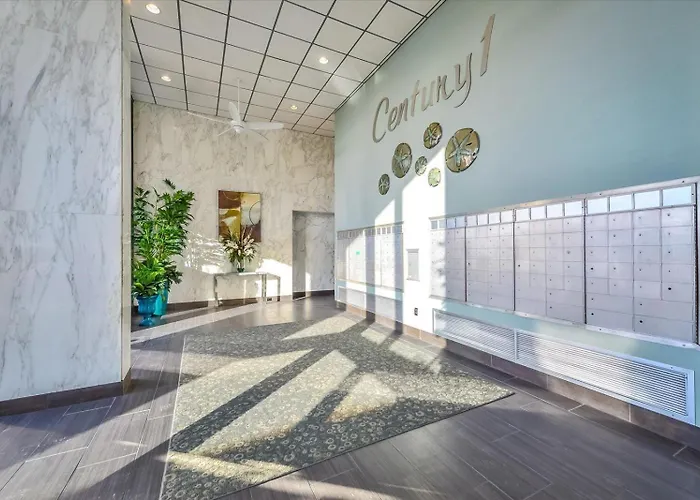 Century I With Ocean Views & Outdoor Pool! *